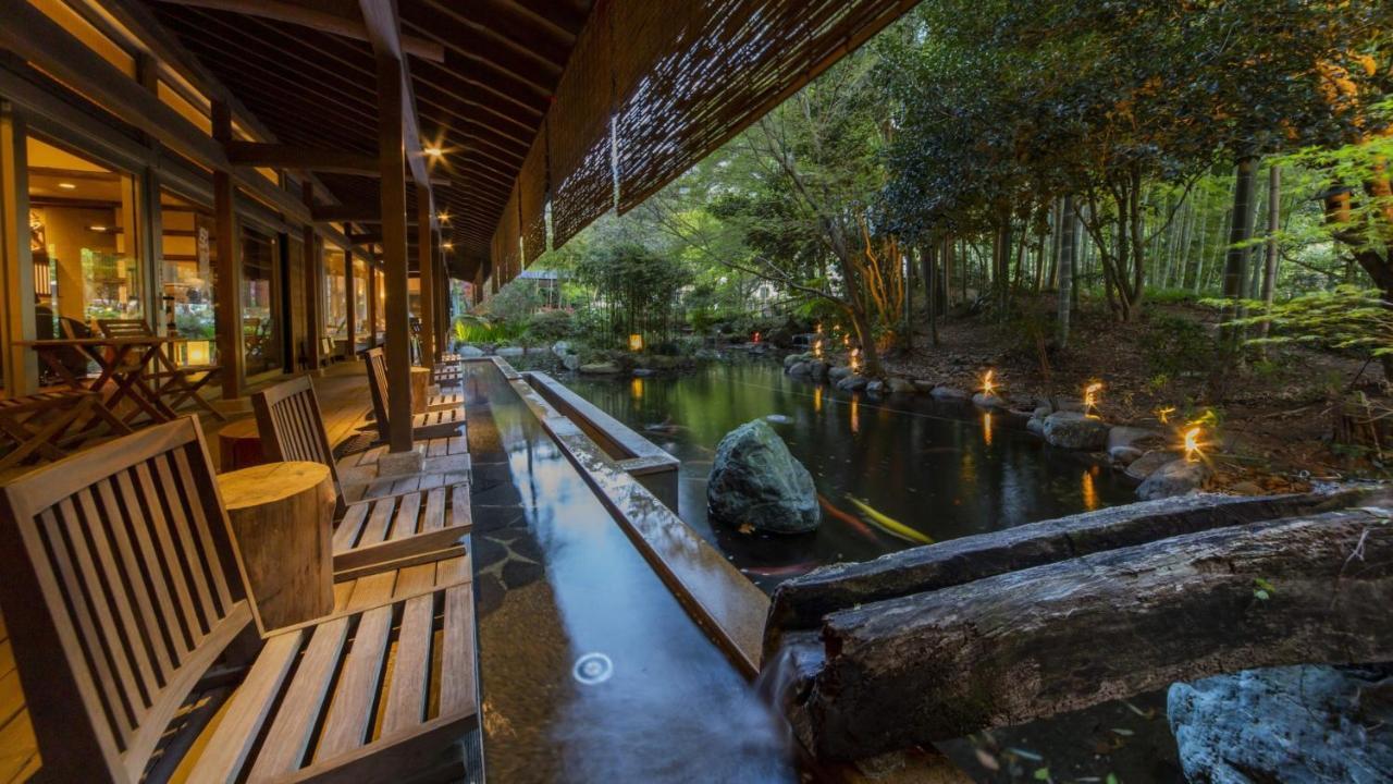 Shimobe Hotel Minobu Buitenkant foto