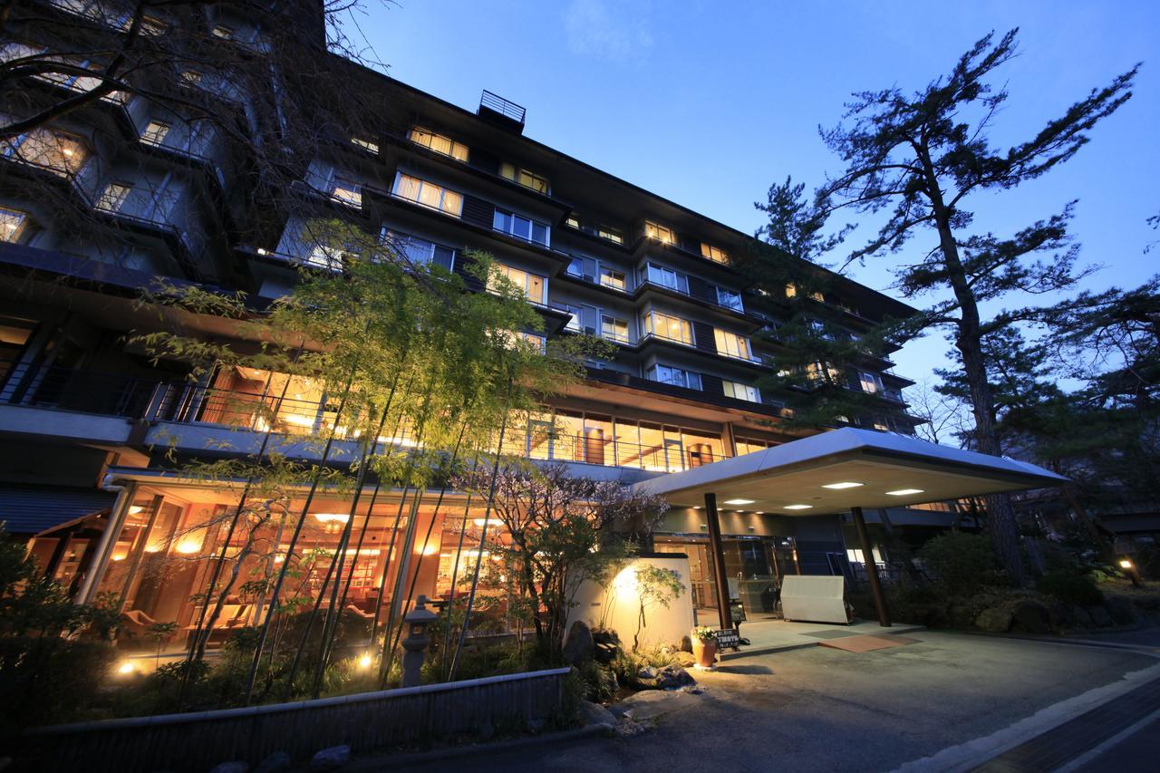 Shimobe Hotel Minobu Buitenkant foto